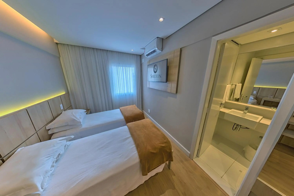 Hotel Shelton