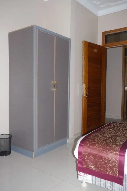 Rosaline Hotel