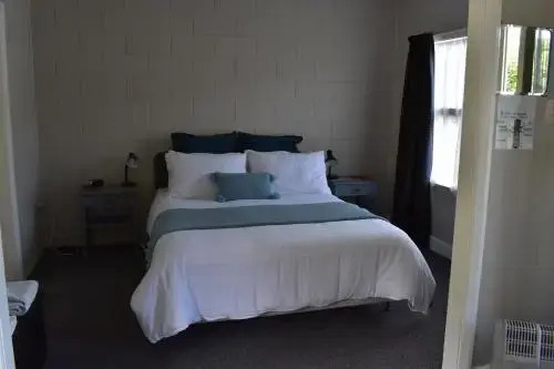 Bell Bird Motel