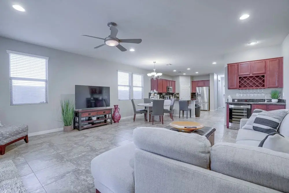 Glendale Home Near Westgate Entertainment District