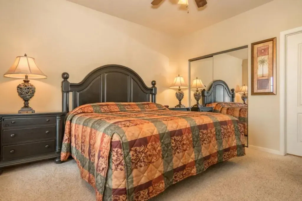 914 Charo Parkway Unit 131 3 Bedrooms, 3 Bathrooms