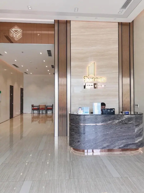 Diamond Luxury Sunrise City