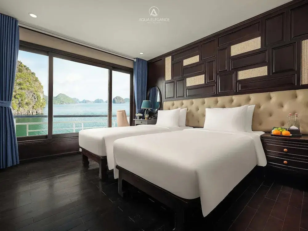 Aqua Elegance Cruise