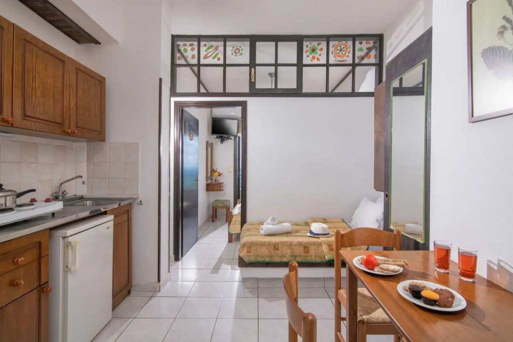 Iliostasi Beach Apartments