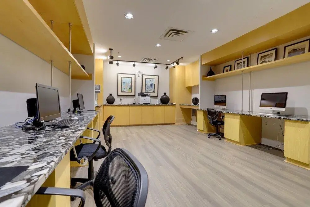 Fantastic Business Condo at Ballston