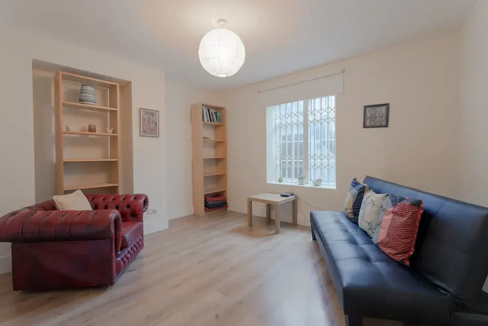 1 Bedroom Apartment in Notting Hill Accommodates 3
