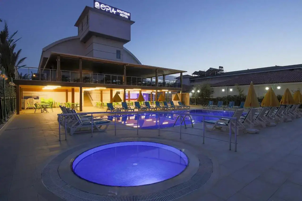 Oji Beach Hotel