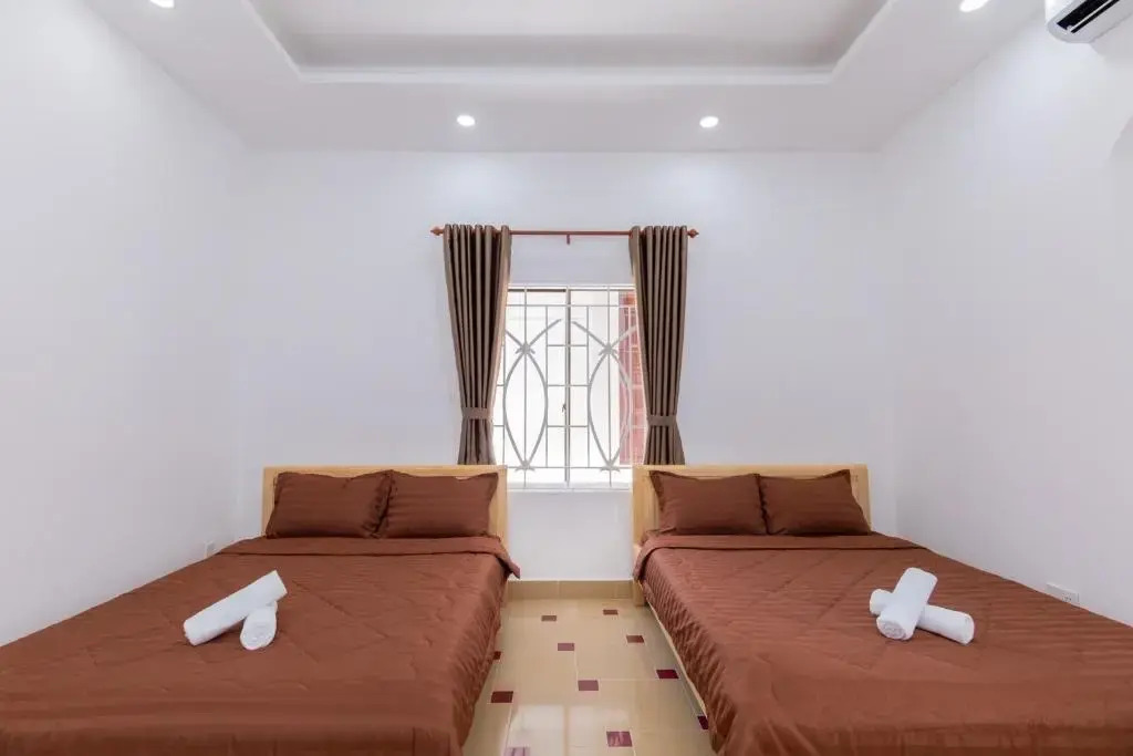 Ruby Villa F1