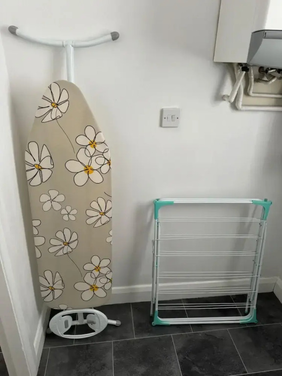Home Sleeps5-netflix-parkg-near City Center/etihad