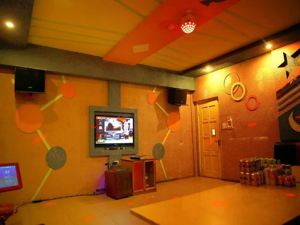 Dien Chau Trade Hotel