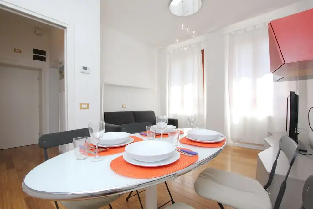 City Apartments - Leonardo