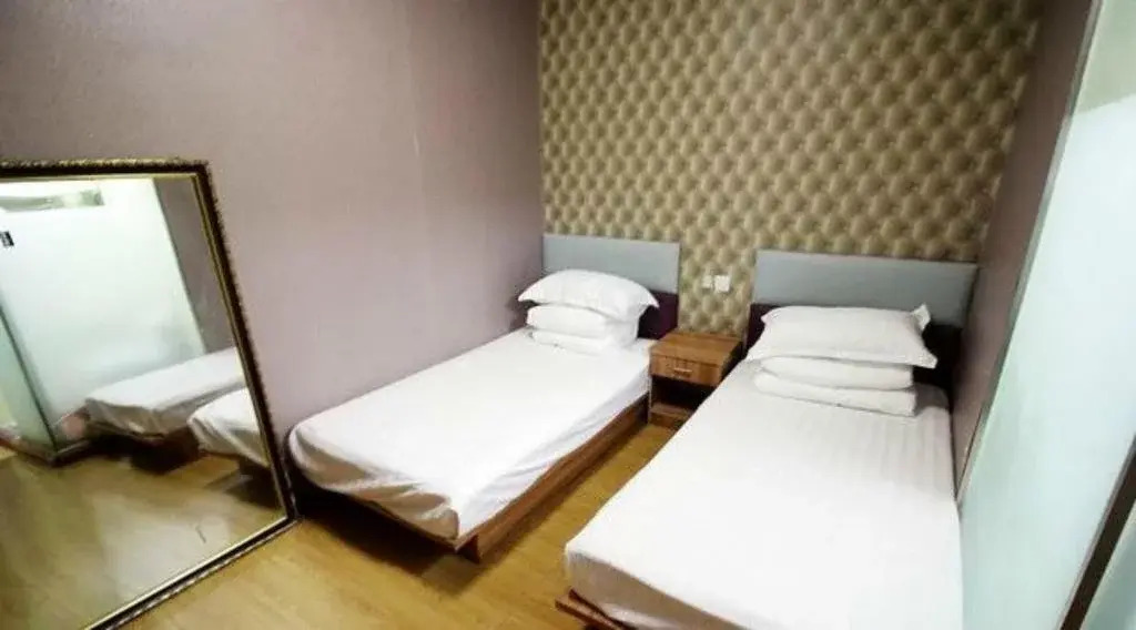 Little Free Time Internationa Hostel Qingdao