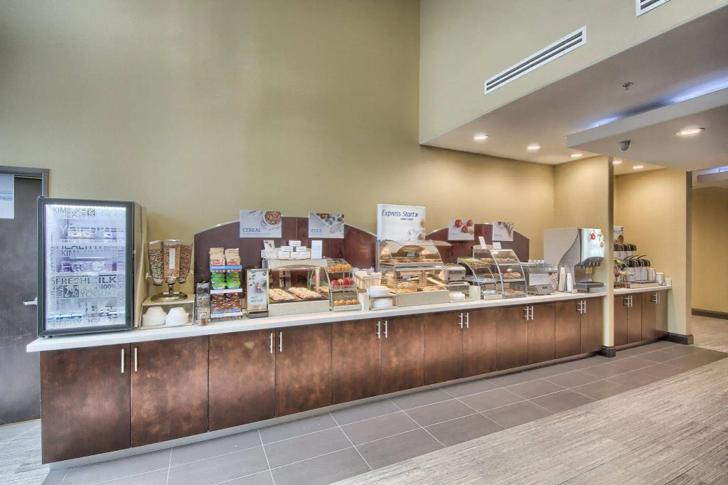 Holiday Inn Express & Suites Carrizo Springs by IHG