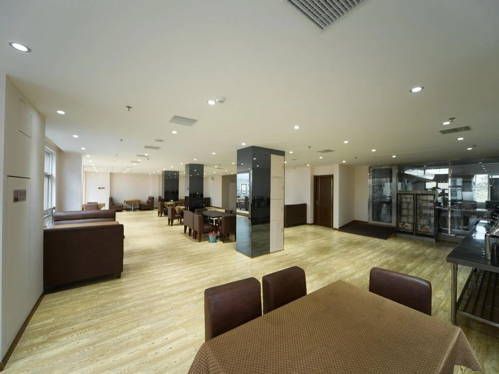 Jiujiang Jinhui Holiday Hotel
