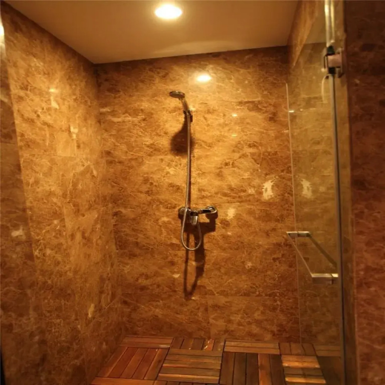 Junyi Grioup Hotel Limited