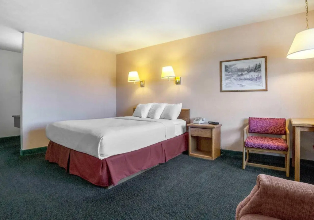 Rodeway Inn Whitehall
