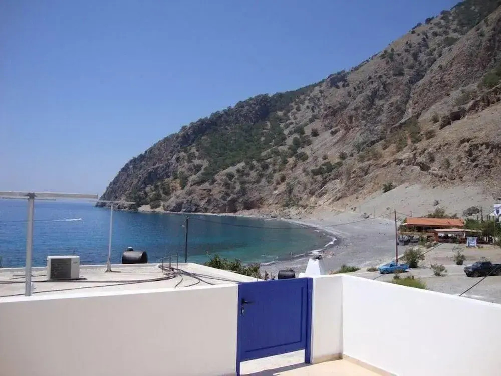 Paralia Rooms