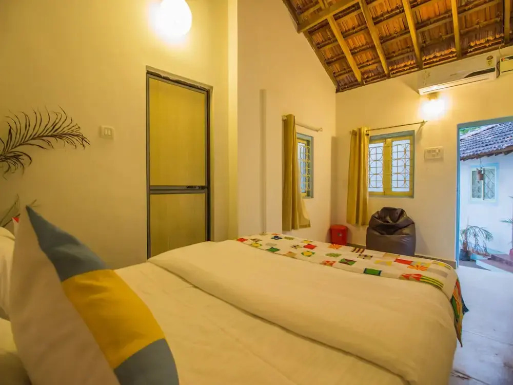 OYO 11588 Home Riverside 3BHK Goan Villa Siolim