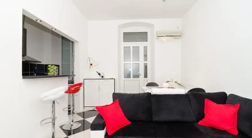 Guest House Cinema