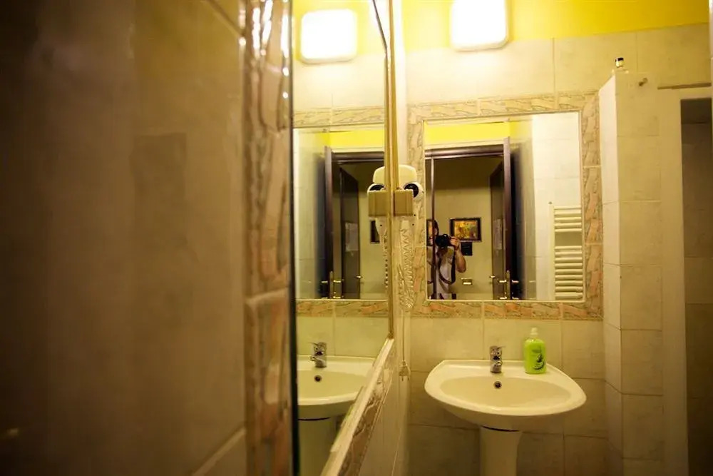 innstation guesthouse