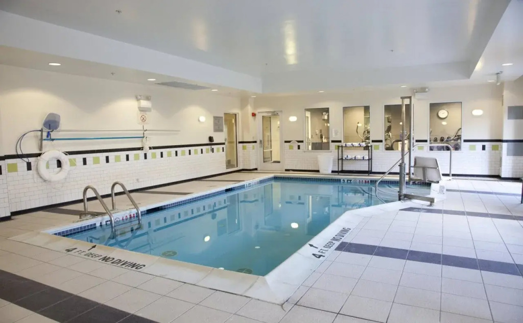 Fairfield Inn & Suites Bedford