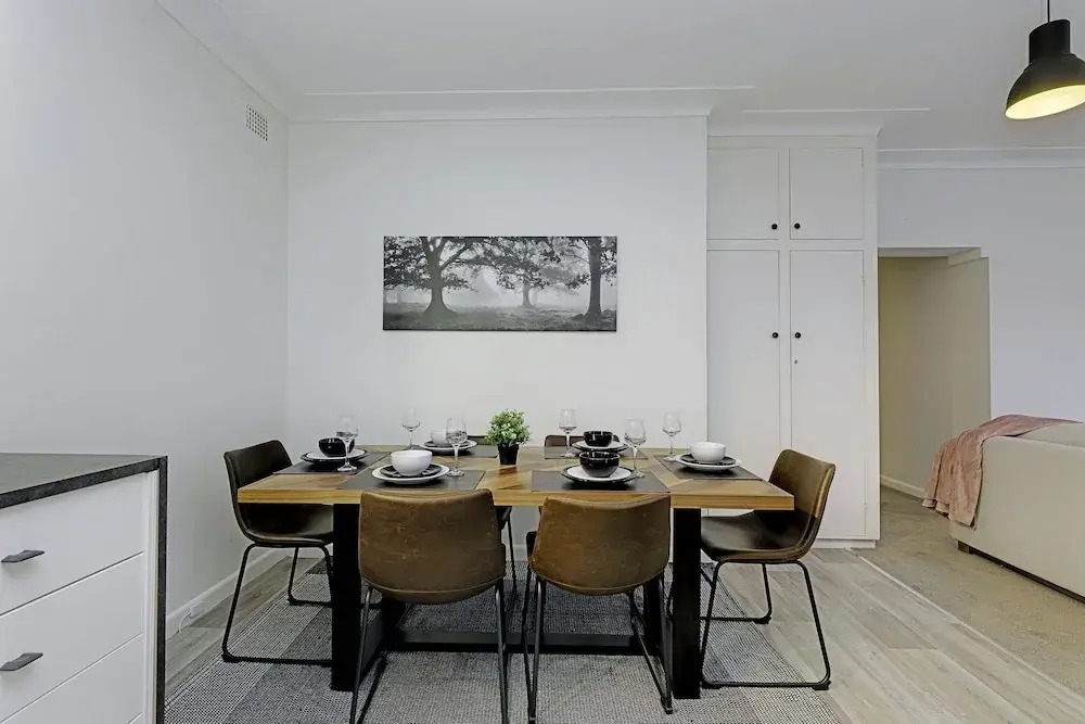 4 BR Apartment Short Walk to Bondi Beach