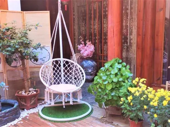 Lijiang Rongshe Liyuan Inn