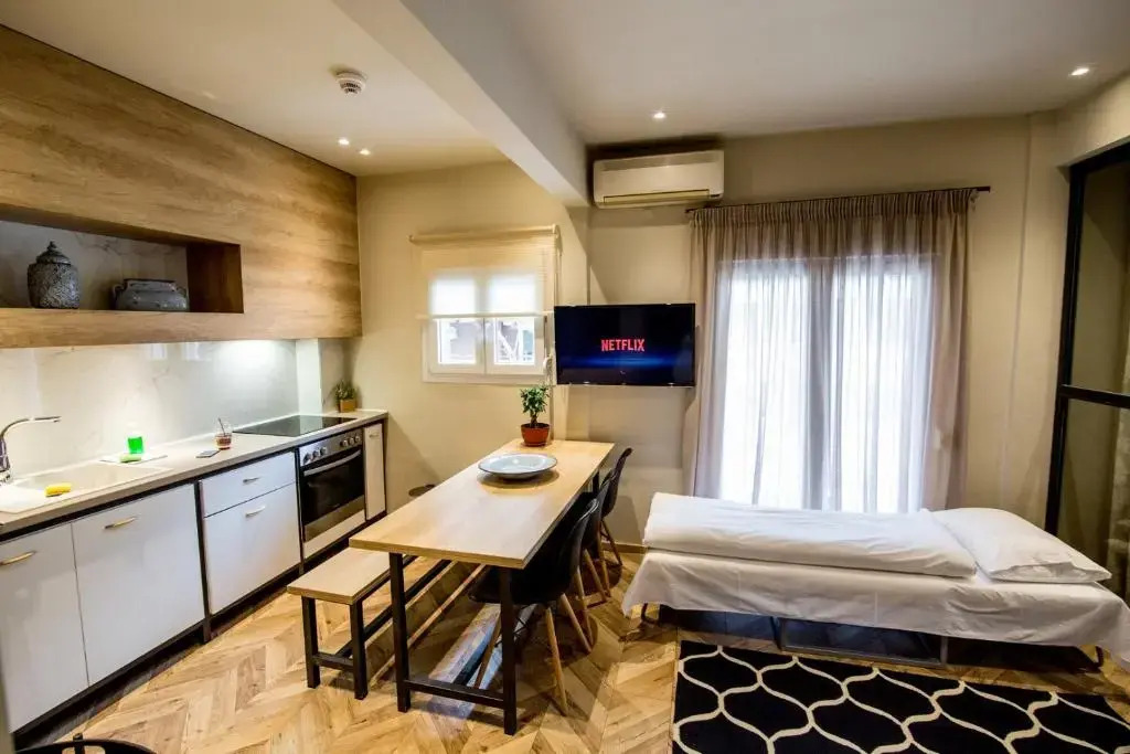Thess Cozy Living