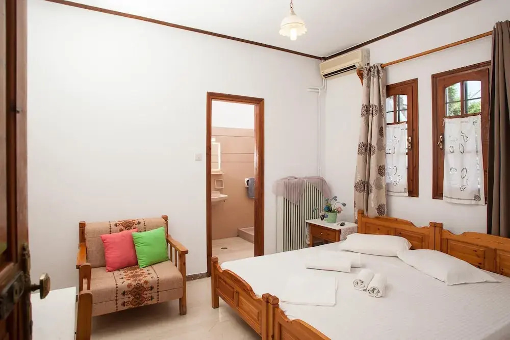 Paradeisos Double Room 1