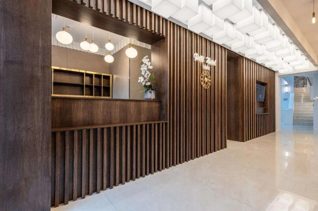 Petit Hotel