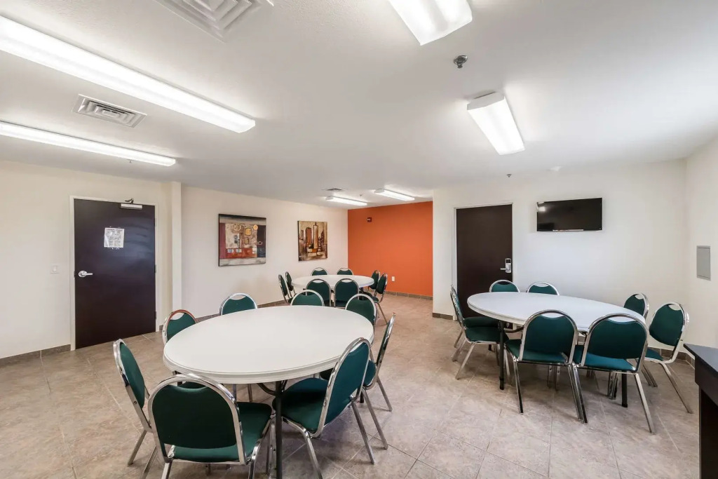 Motel 6-Laredo, TX - Airport