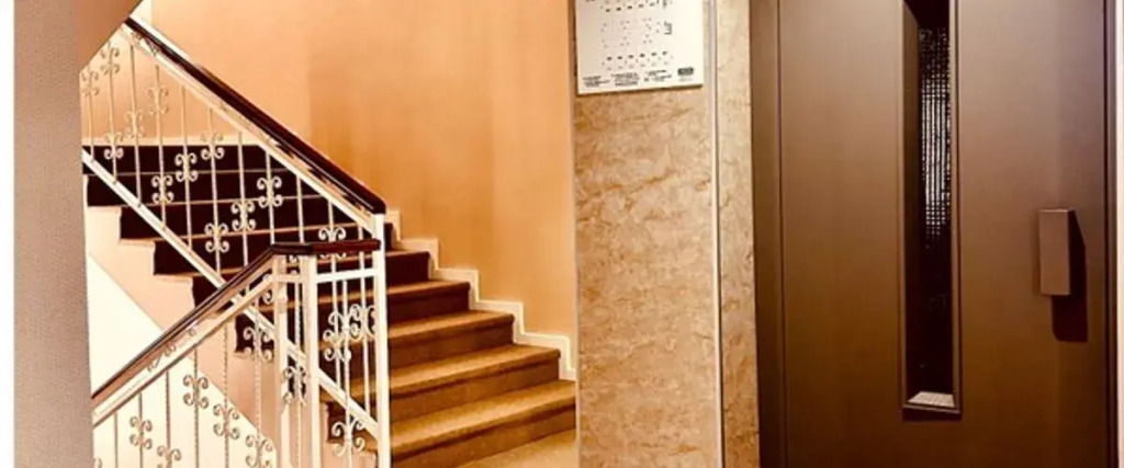 FIFTY5 Suite Hotel