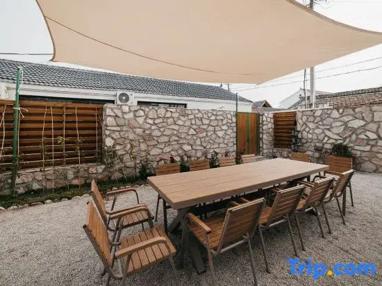 Beijing Yiheli Homestay (Yanqing Longqing Gorge)