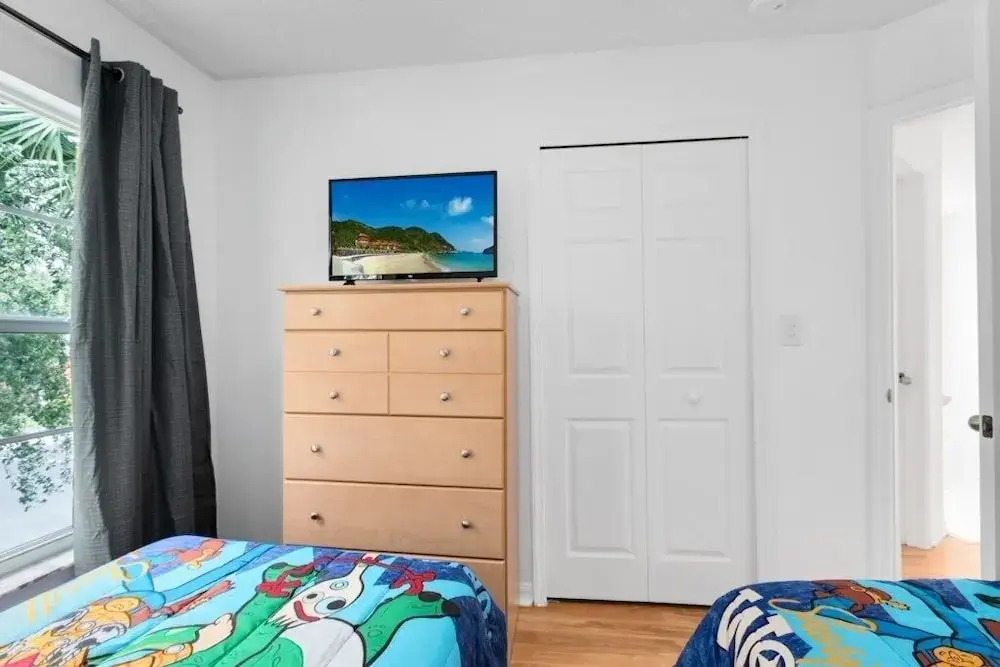 Beautiful 4 Bedroom Townhome Conservation View 4 Townhouse by Redawning