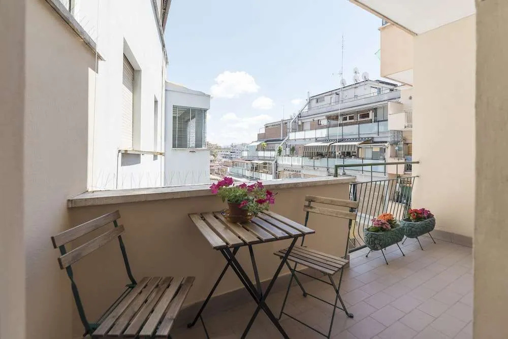 San Giovanni Apartment with Balcony