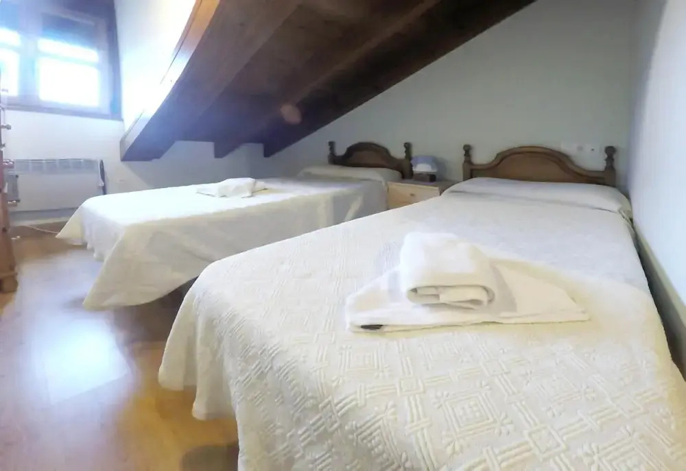 Apartment With 2 Bedrooms in Llanes, With Wonderful Mountain View, Fur