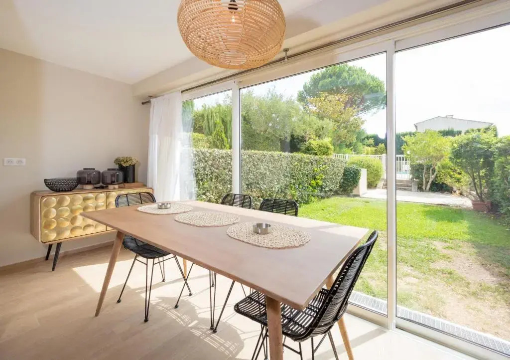 Studios 10 & 11 BY HOTEL DES LICES