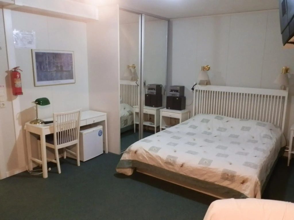 Guest House Yerino