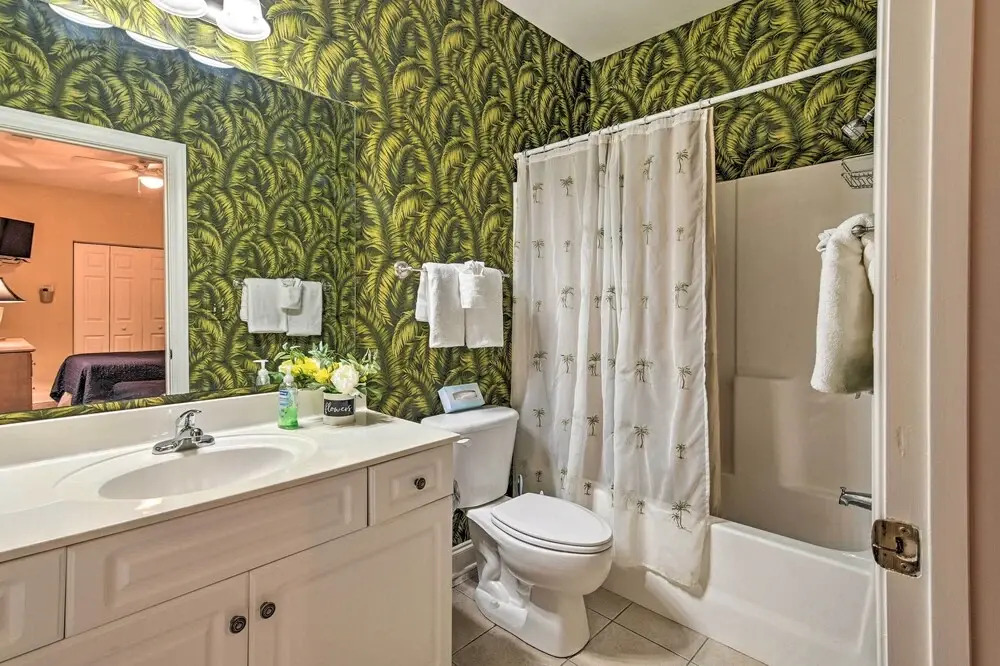 6 Mi to Boardwalk: Condo w/ Pool in Myrtle Beach