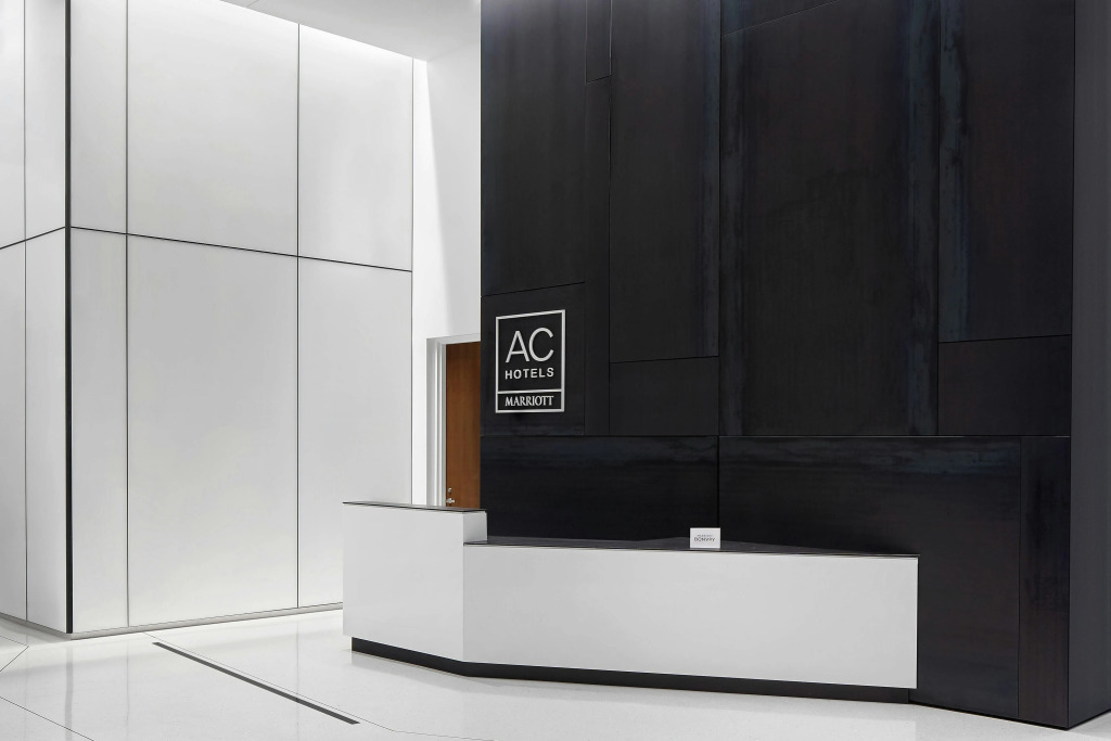 AC Hotel by Marriott Orlando Downtown
