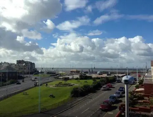 Thorncliffe Holiday Flats