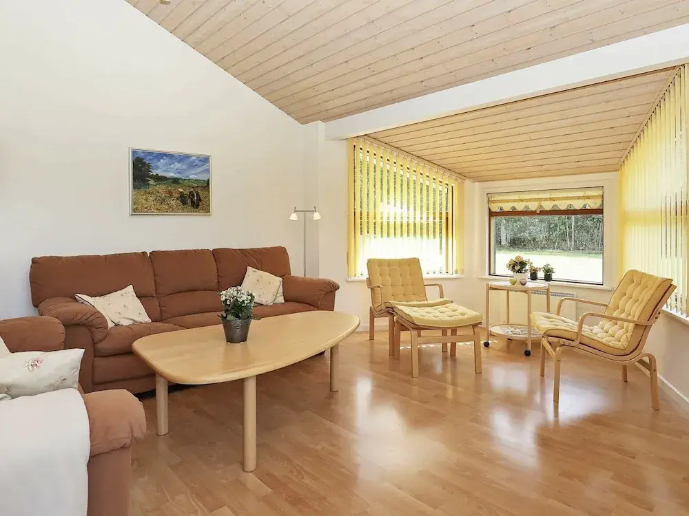 Luxurious Holiday Home Near Hals With Whirlpool