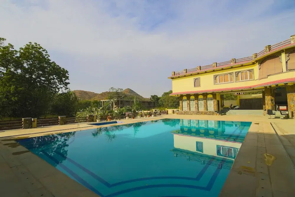 OYO 24395 Hills Retreat Resort