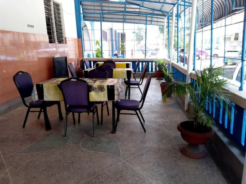 Metric Annex Hotel