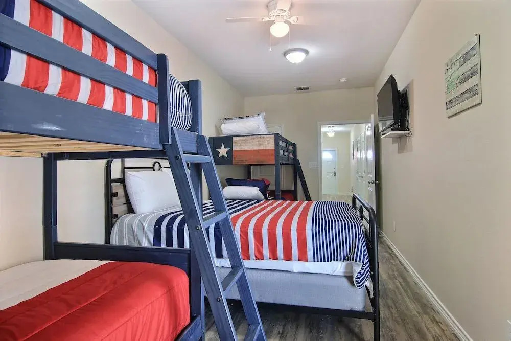 Cajun Shrimp 605 by RedAwning