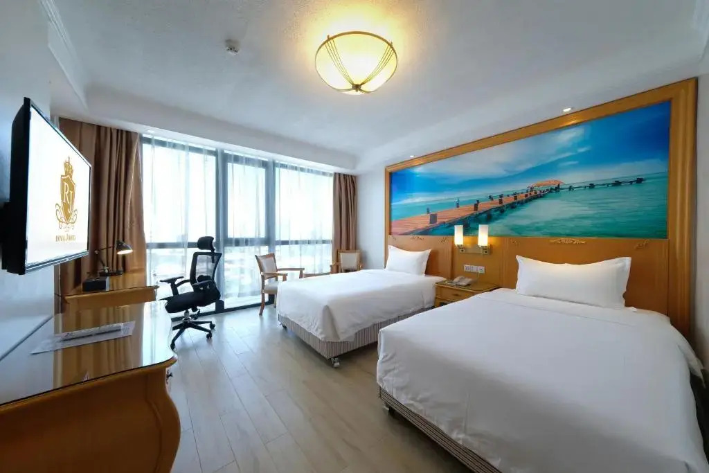 Royal J Hotel