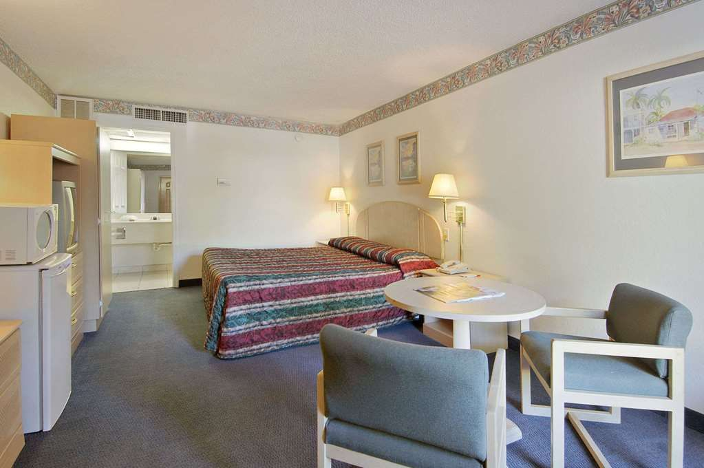 Ramada Limited & Suites - Clearwater