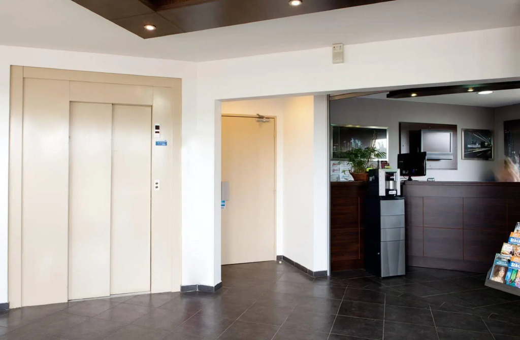 Orly Superior Hotel