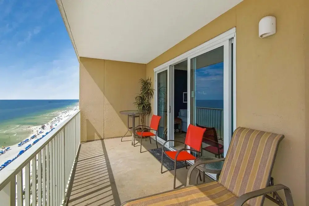 Grandview East 1204 by RealJoy Vacations