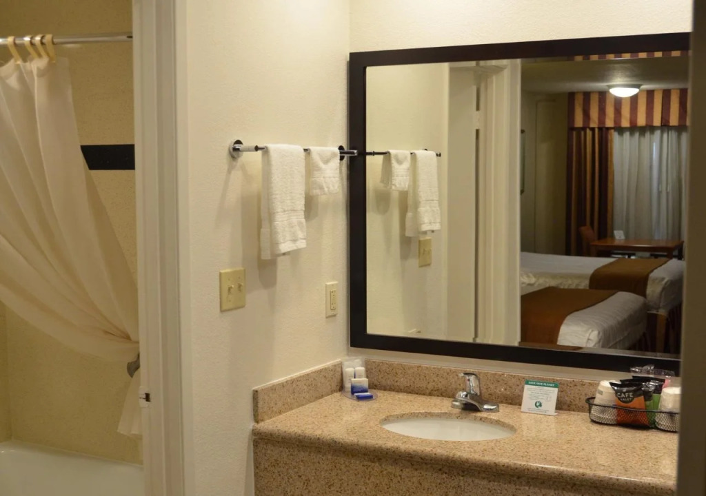 Best Western Norwalk Inn